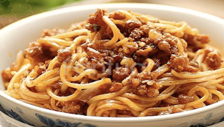 Spicy Sichuan Noodle 担担面